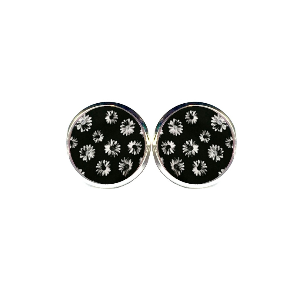 Black & White Daisy Earrings